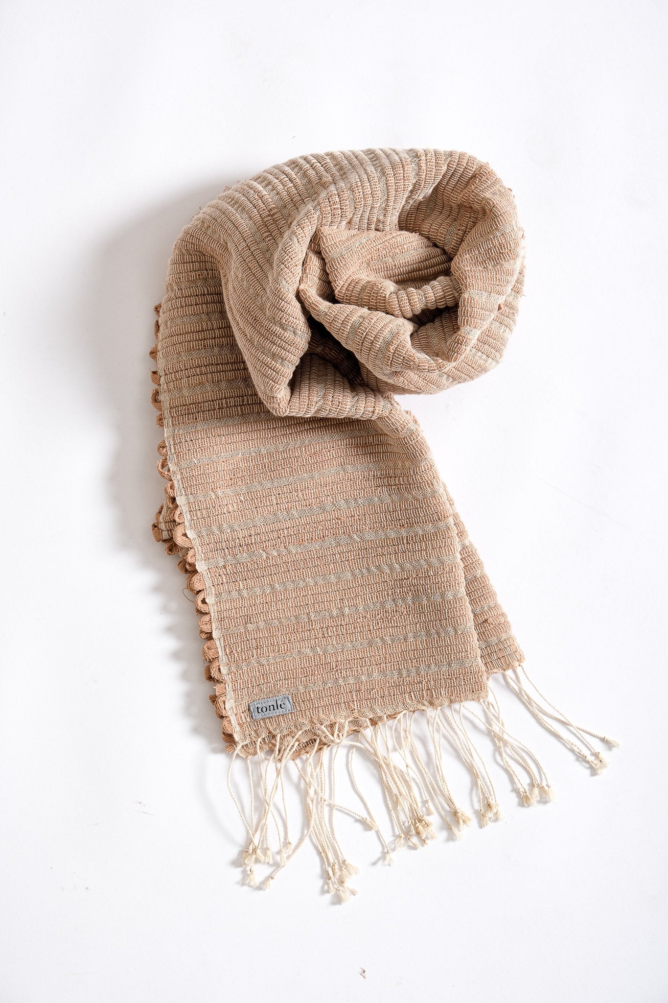 nisai handwoven scarf